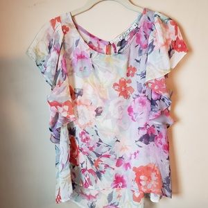 Chloe K Sheer Watercolor Floral Print Hi-Lo Top M